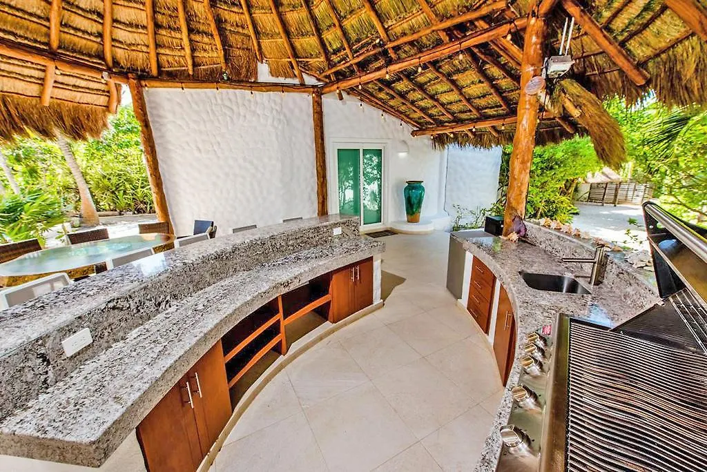 Villa Mar Azul Luxury Villa Tulum 0*,  México